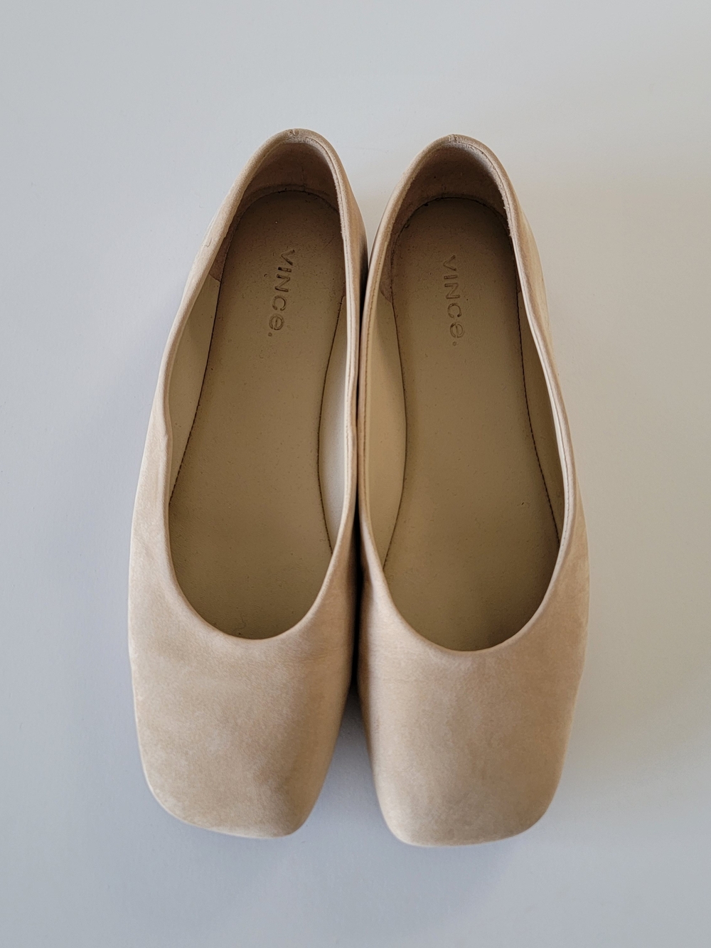 Vince Womens Beige Suede Ballet Flats
